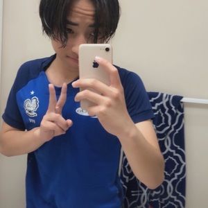 Meet your Posher, Hieu